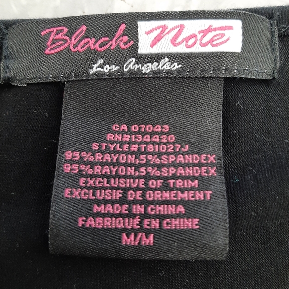 Black top with corset lace up on sleeves size medium - Picture 4 of 6